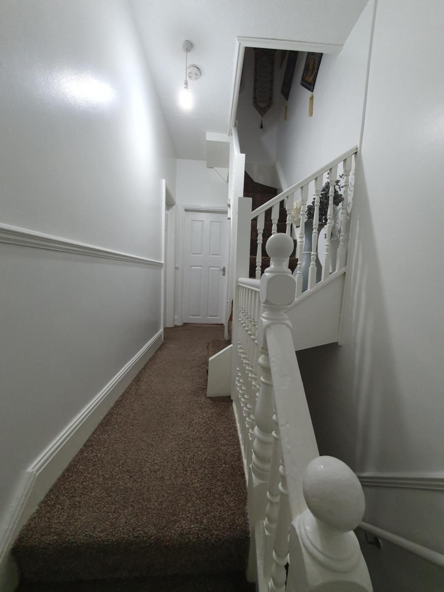 Private Room In Кардиф Екстериор снимка